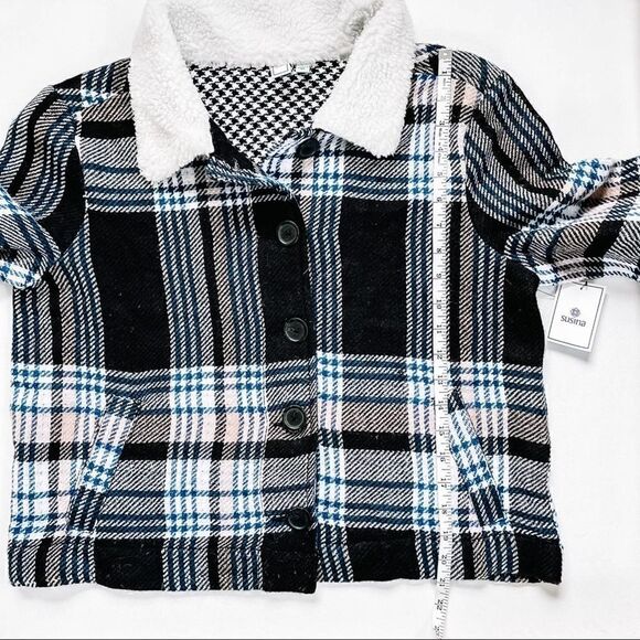 Susina Plaid Shacket   - Picture 9 of 11